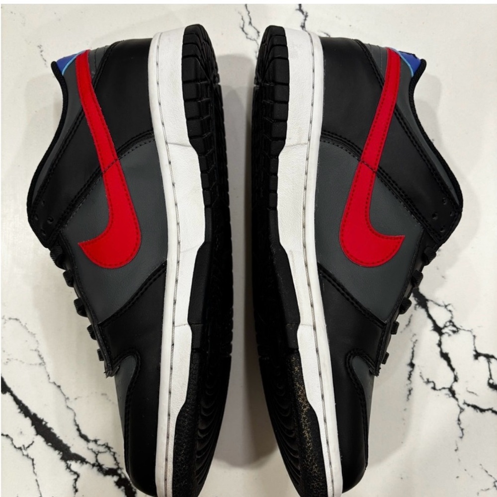 Nike Dunk Low Men’s sneakers 6.5Y, Black &Gray with red swoosh
